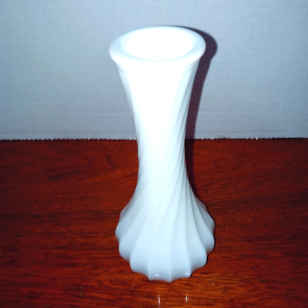 Hoosier Milk Glass Swirl Bud Vase